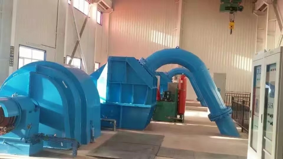 Gerador de turbina hidráulica para cabeça de água 5m-500m com 90-96% de eficiência