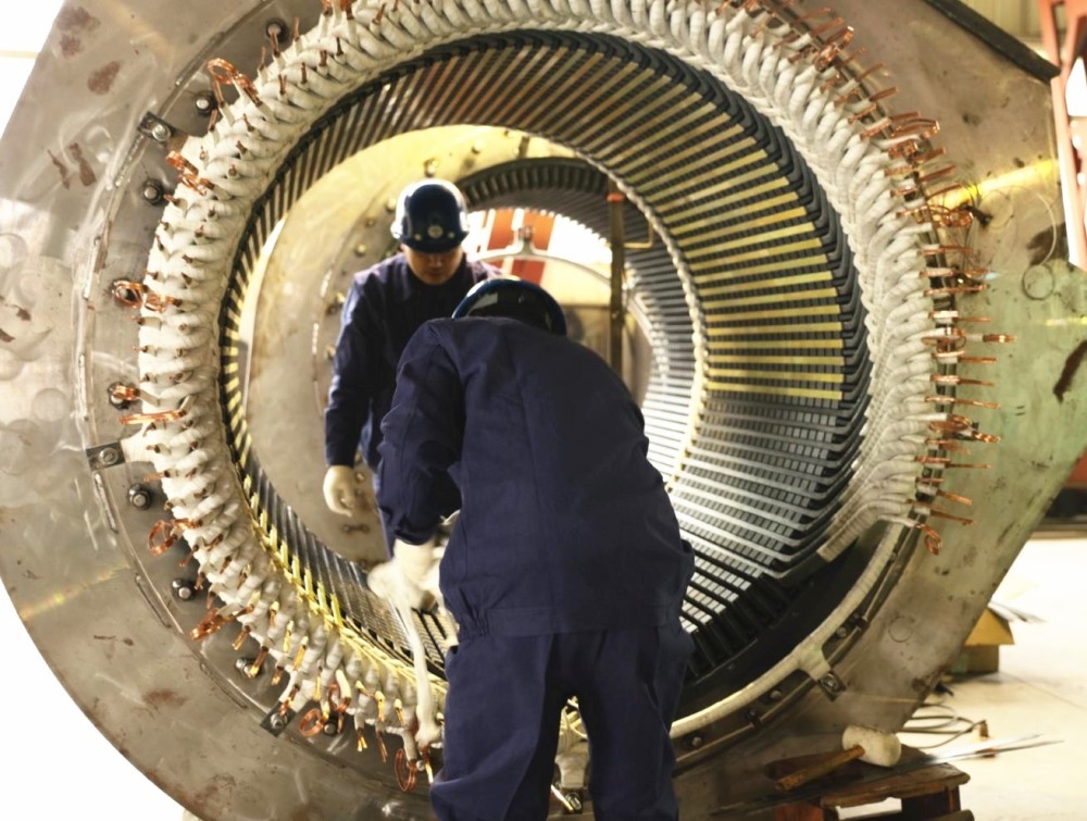 Método de refrigeração interior/exterior de gerador de turbina de água personalizado 220V-690V 200kw-20mw 300-3000rpm