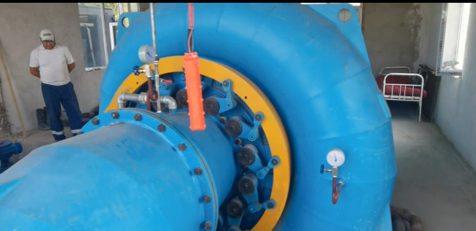 Eficiência Turbina de água Interior/Exterior Ar/Agua Refrigeração 220V-690V 200kw-20mw Potência de saída