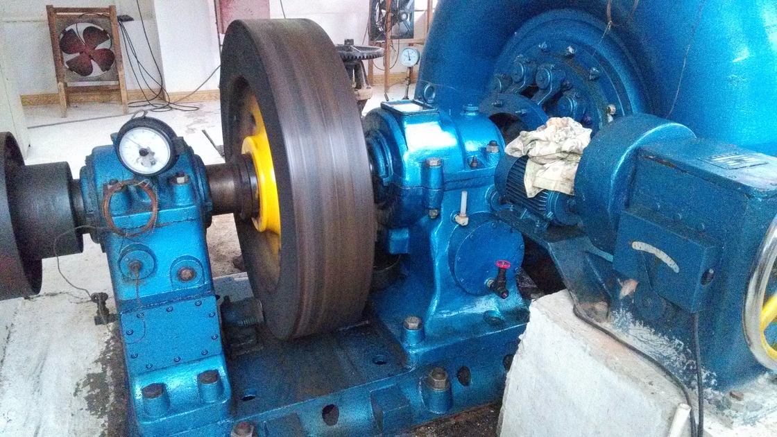 Potência nominal de 300 kW-20 MW Gerador de turbina hidráulica Francis com velocidade nominal de 450-1000 RPM