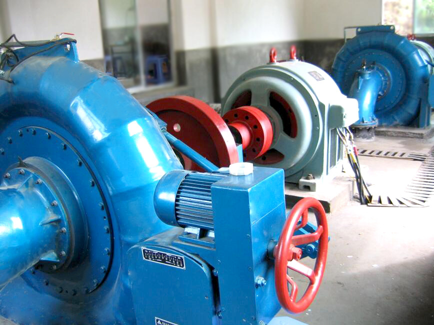 Gerador de turbina Francis vertical ou horizontal Modo de controlo automático 300KW-20MW 400V 800V 6,3kV 10kV nominal