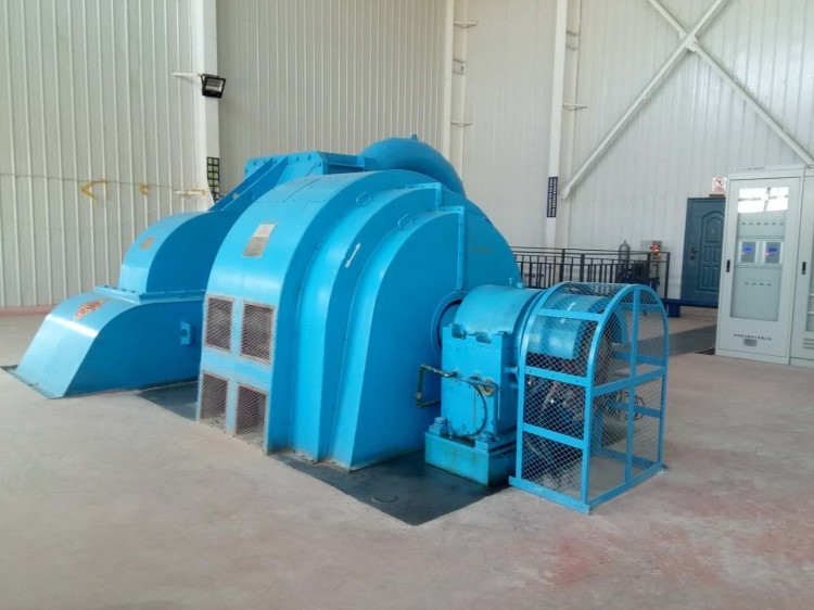 500-3000r/min Gerador de turbina Pelton de ferro fundido sem escovas com classe de isolamento F