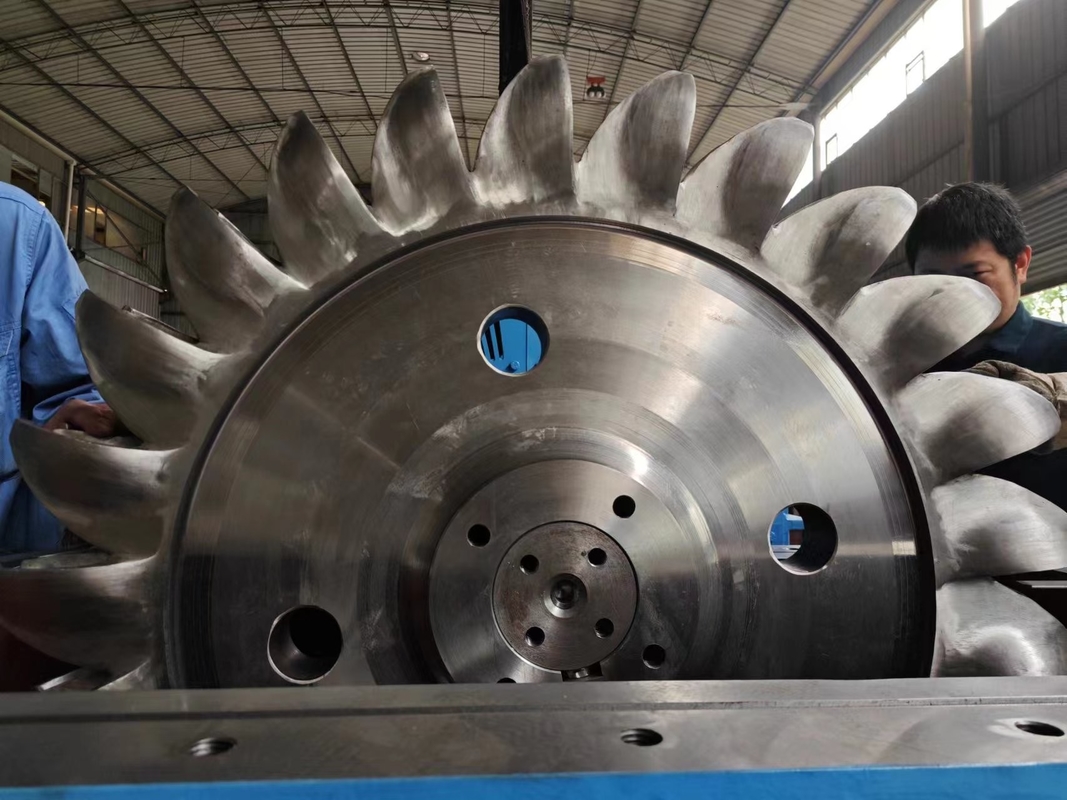 Gerador de turbina hidráulica de 500 kW-10 MW Opera a 450-1000 rpm para várias alturas da cabeça da água