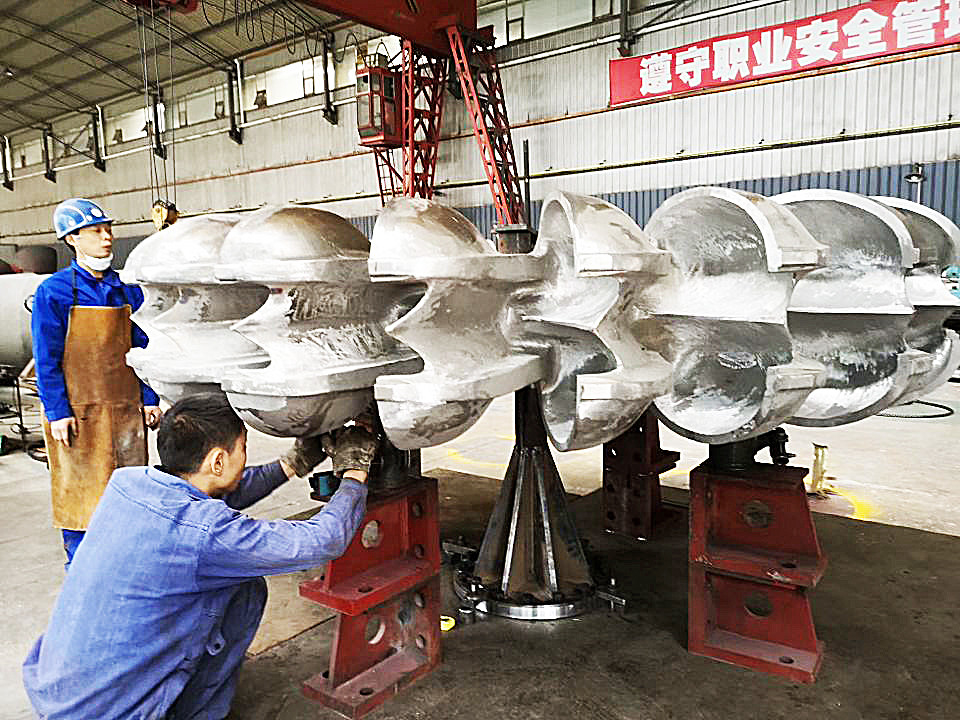 5T-50T gerador de turbina Pelton personalizado com arrefecimento de óleo de ar e excitação do tiristor
