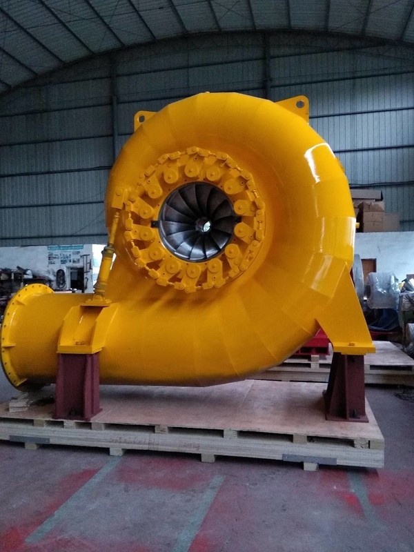 Lâmina de liga de alumínio Disposição horizontal ou vertical Turbina hidrelétrica para 100kw-20mw de eficiência de alcance de potência