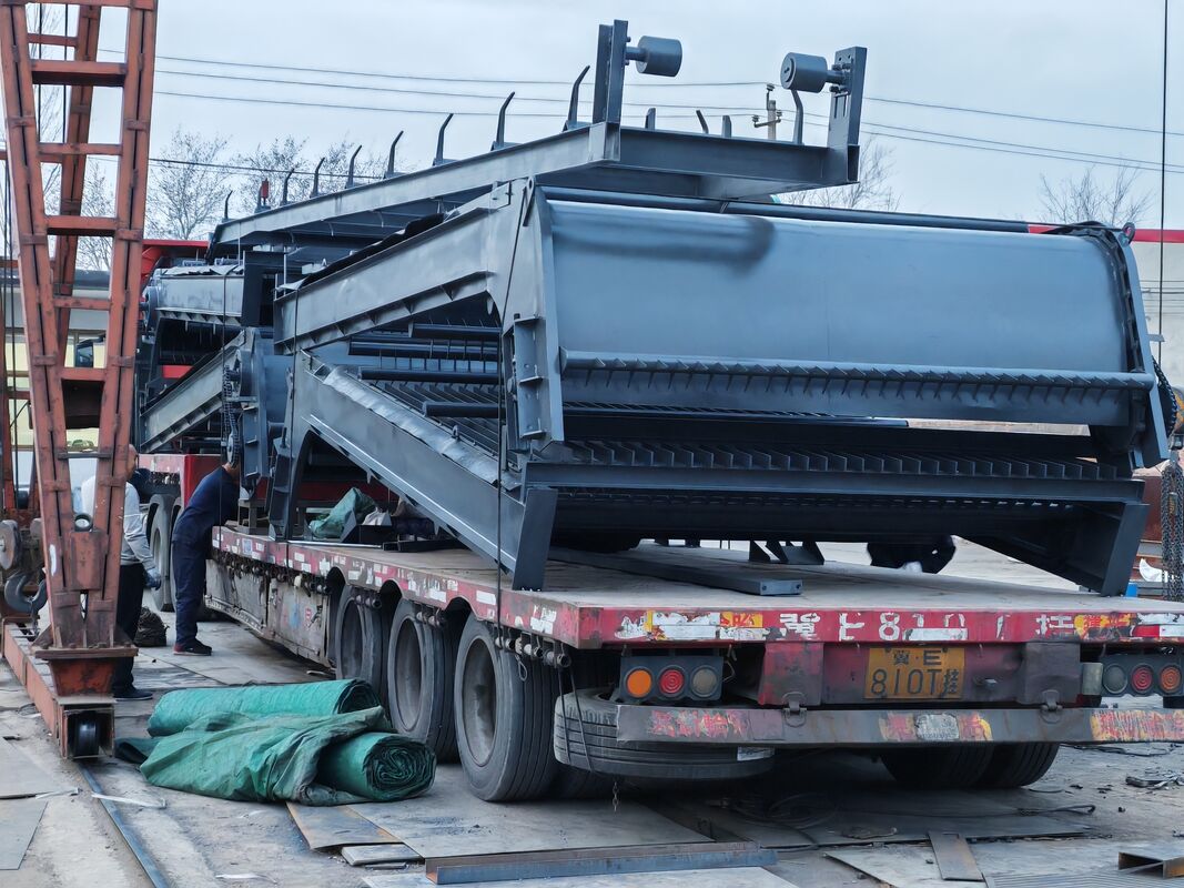 Máquina de limpeza de prateleiras de lixo OEM com espessura de 4,5 a 16 mm e intervalo de grade de 0,39 a 15 mm para manutenção da entrada de água