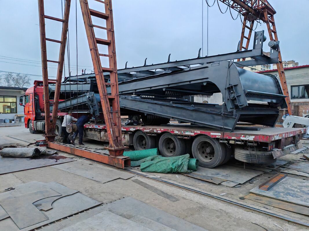 Máquina de limpeza de prateleiras de lixo OEM com espessura de 4,5 a 16 mm e intervalo de grade de 0,39 a 15 mm para manutenção da entrada de água