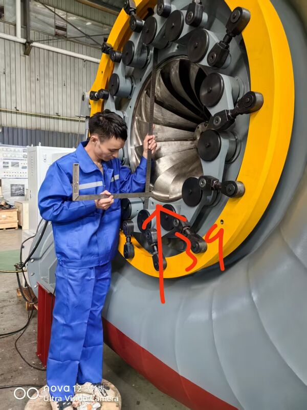 Turbina Hidrelétrica com Rotor Certificado ISO 9001 com Configurações de 3 a 10 Pás para 92% de Eficiência na Geração de Energia Hidrelétrica