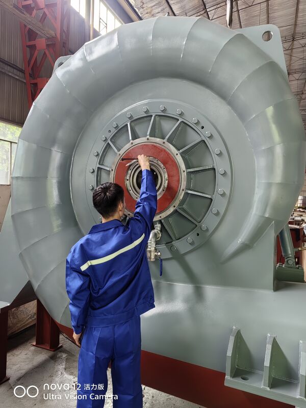 Turbina Hidrelétrica com Rotor Certificado ISO 9001 com Configurações de 3 a 10 Pás para 92% de Eficiência na Geração de Energia Hidrelétrica