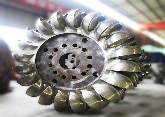 0.5 MW-20 MW de potência de saída Gerador de turbina Pelton com instalação horizontal e sistema de excitação estática