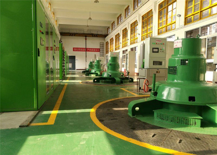 Gerador de turbina hidráulica Kaplan com lâminas de aço inoxidável, eficiência de até 95% e vazão variável para energia hidrelétrica