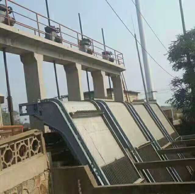 Máquina de limpeza de prateleiras de lixo OEM com espessura de 4,5 a 16 mm e intervalo de grade de 0,39 a 15 mm para manutenção da entrada de água