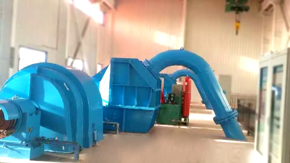 Gerador de turbina Pelton de poupança de energia com potência de 100 kW-50 MW para 5-50 t