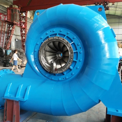 Eficiência 90-96% Turbina de água de alta cabeça para produção de energia sustentável
