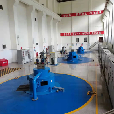 Gerador de turbina de água vertical/horizontal de tensão personalizada com painel de controlo automático/manual